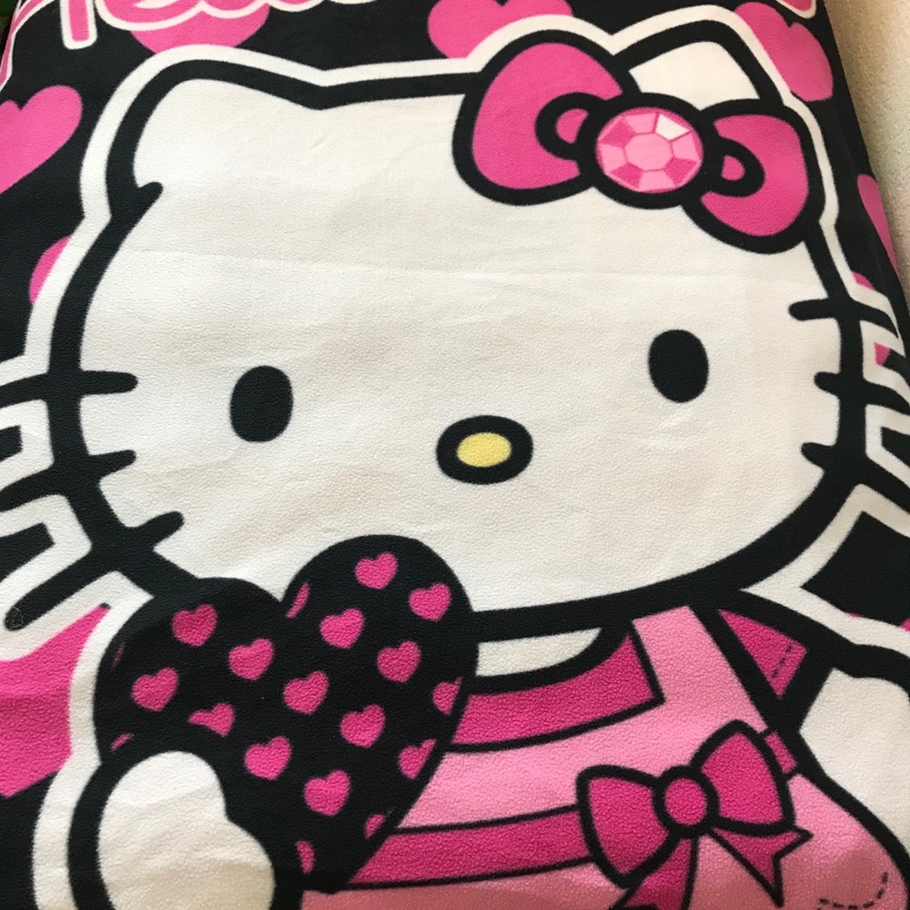 Hello Kitty fleece blanket